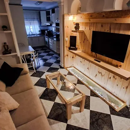 Semesterbostad Casa Bambury - *